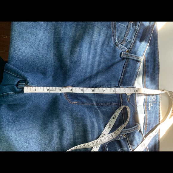 2/30$ 🔮 Time and Tru Jeans - Picture 7 of 9
